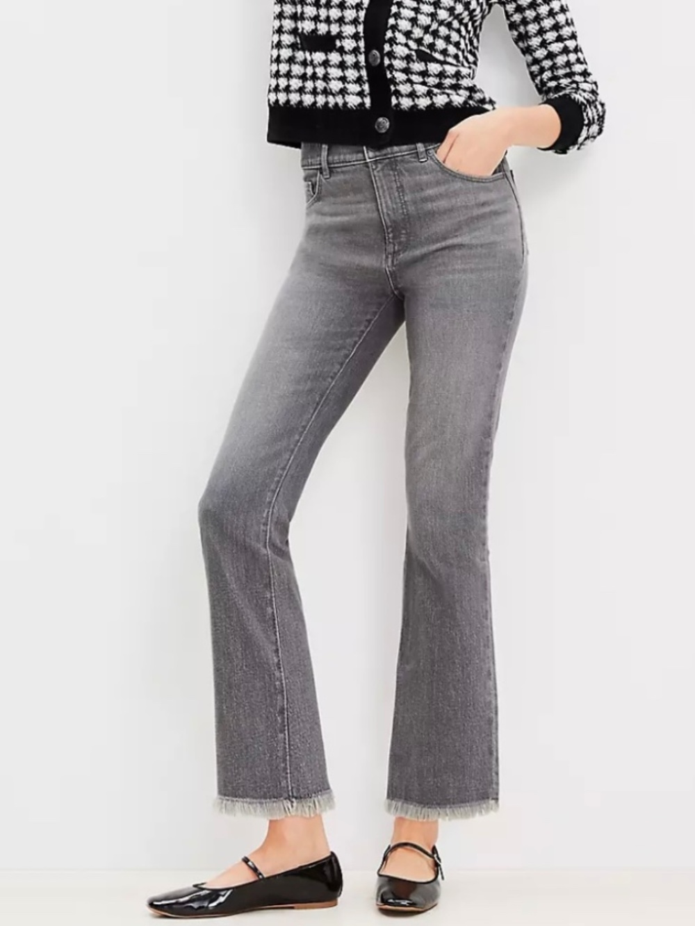 LOFT Women's Kick Crop Jeans Frayed High Rise Gray Size 28